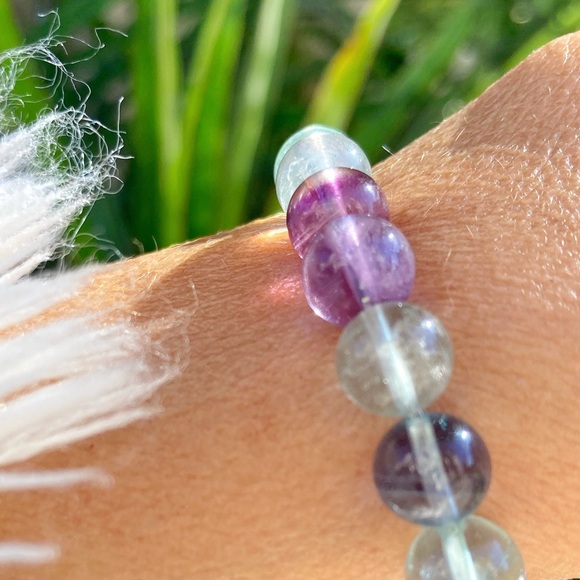 AAA Fluorite Bracelet - Picture 6 of 7